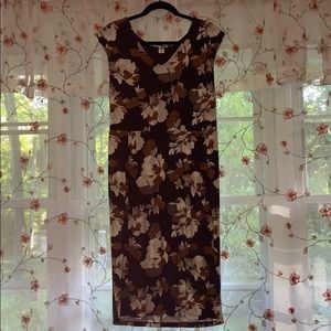 Sleeveless dress